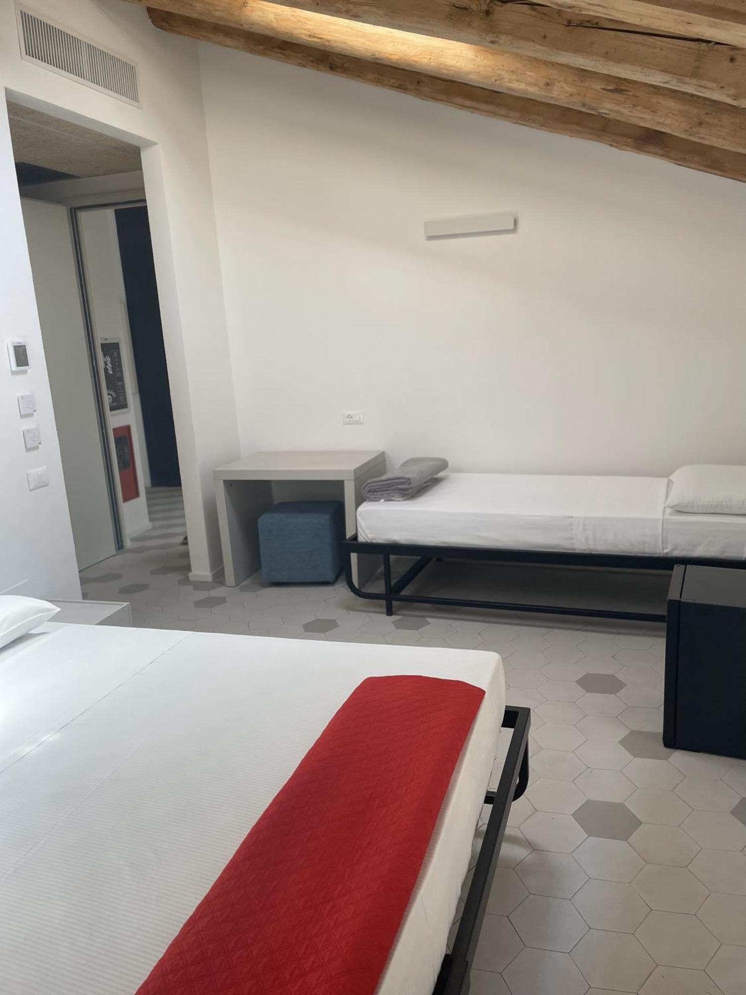 Casali Hostel Trieste Luaran gambar